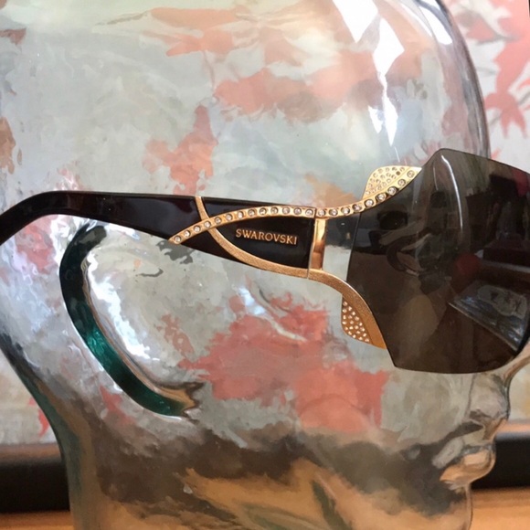 New Swarovski Brown / Gold sunglasses. Big frames - Picture 3 of 8